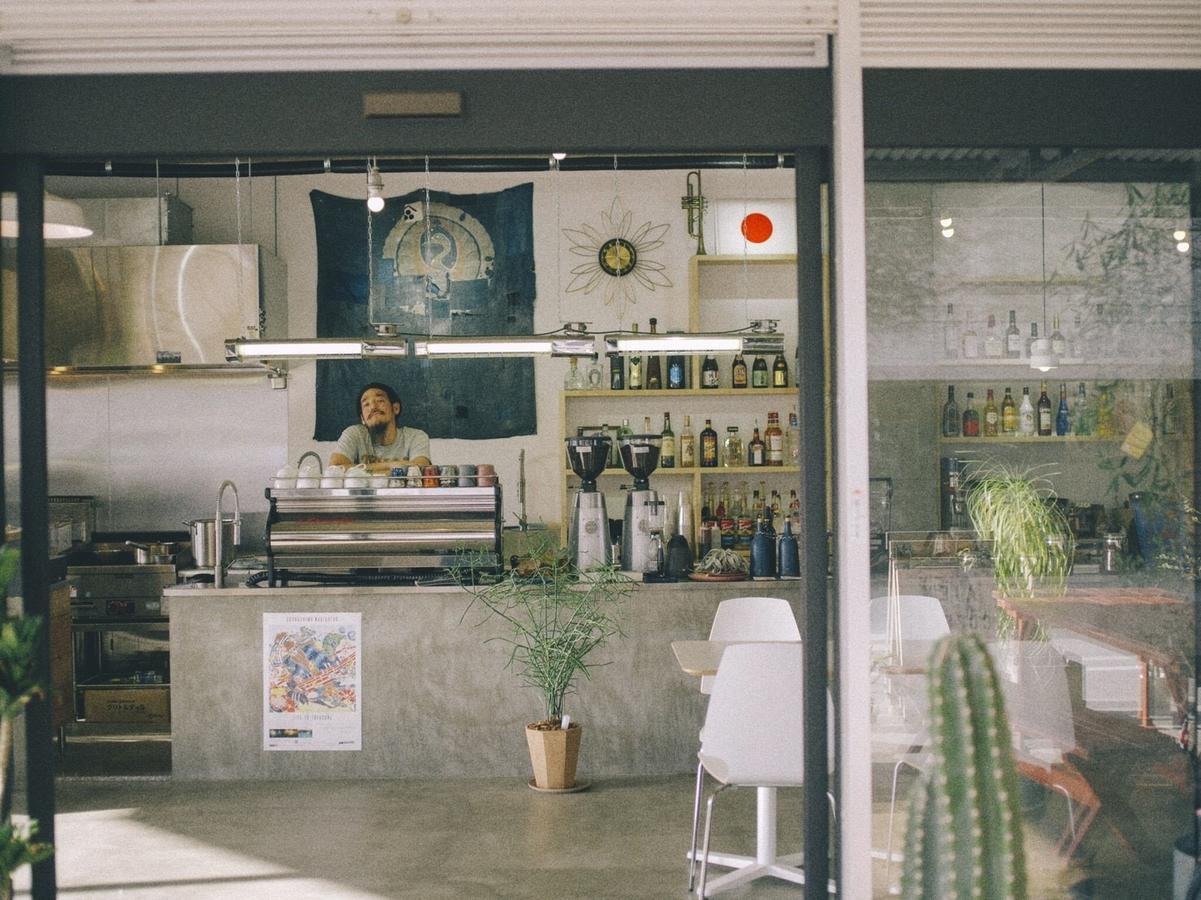Aien Coffee & Hostel Chatan Εξωτερικό φωτογραφία